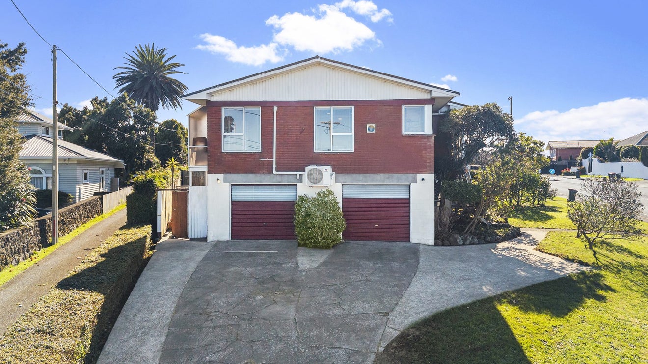 5/16 Warren Avenue, Three Kings, Auckland City, Auckland - Carousel 1