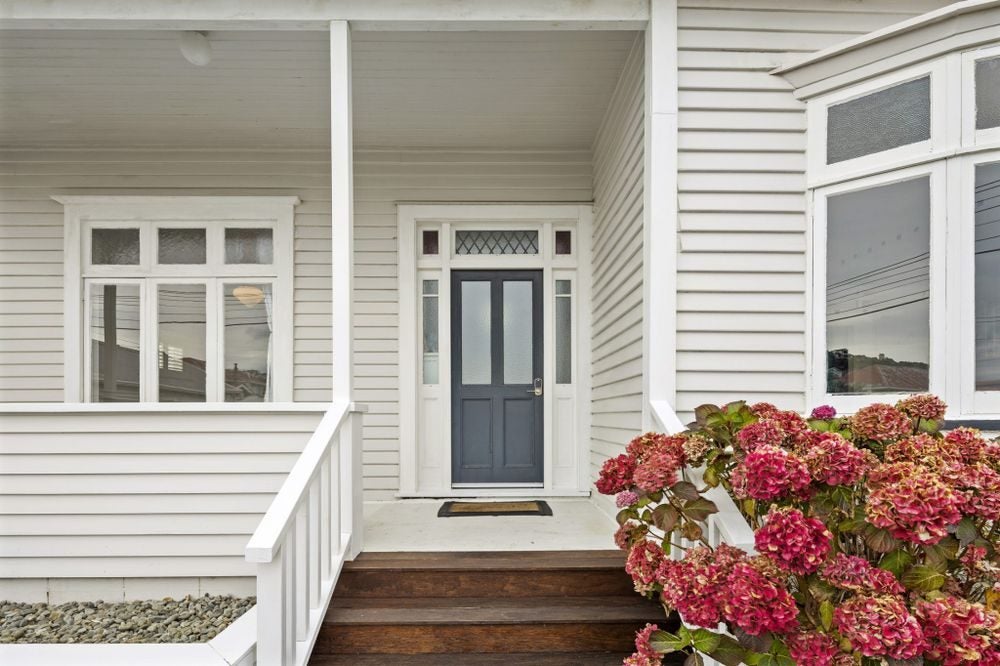 28 Trent Street, Island Bay, Wellington - Carousel 2