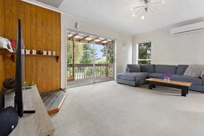 30 Waari Avenue, Sunnyvale, Auckland - Carousel 2