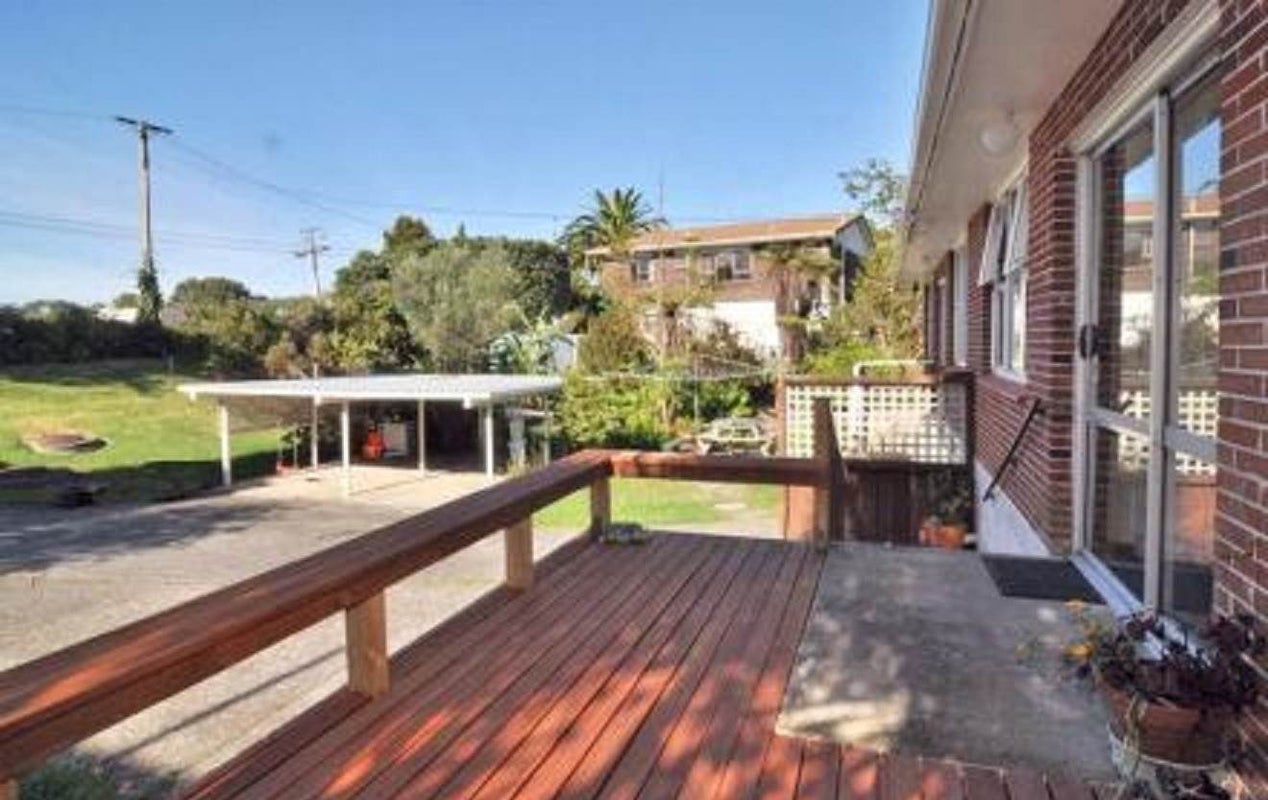 2/26 Rewi Street, Torbay, Auckland - Carousel 10