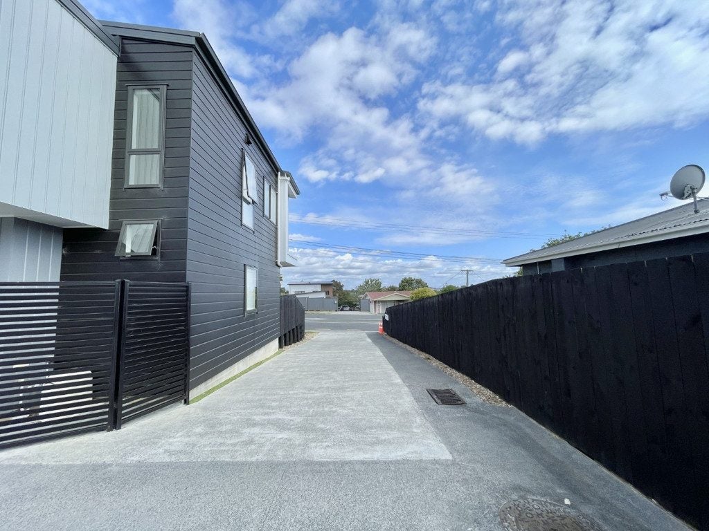 9/144 Titirangi Road, New Lynn, Auckland - Carousel 21