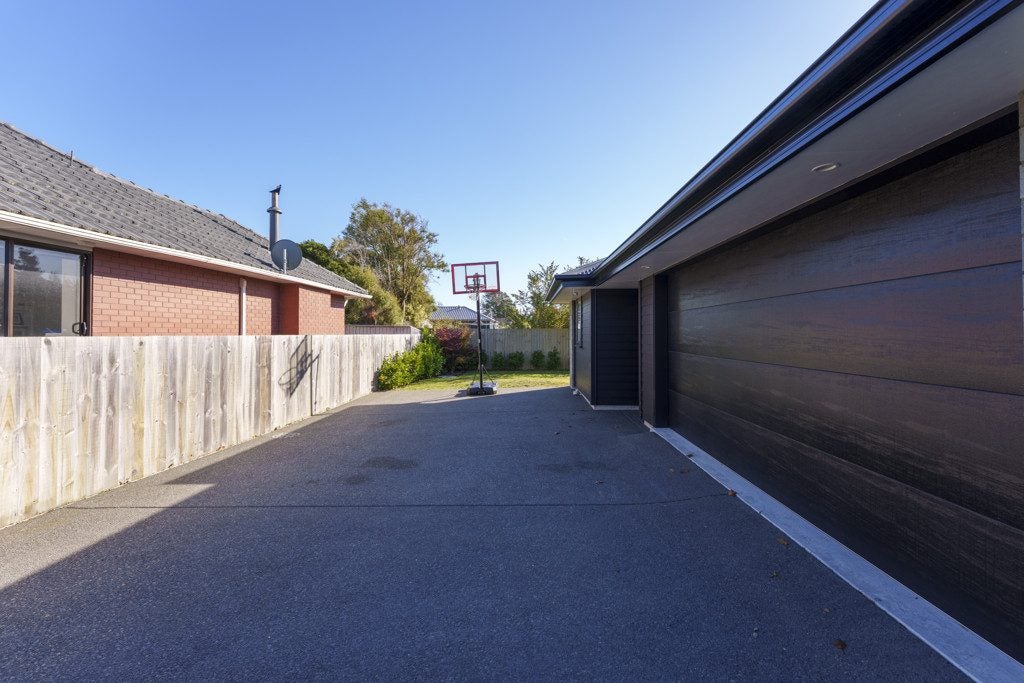 400 Bower Avenue, Parklands, Christchurch - Carousel 19
