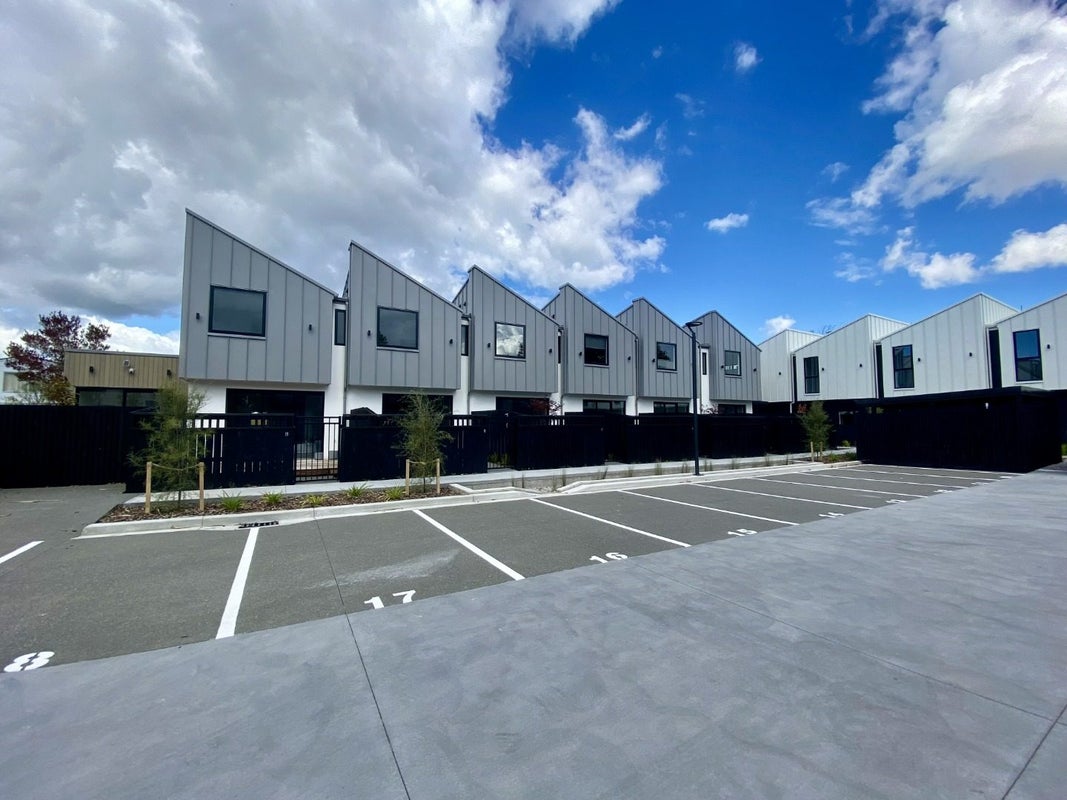 15/314 Worcester Street, Linwood, Christchurch - Carousel 1