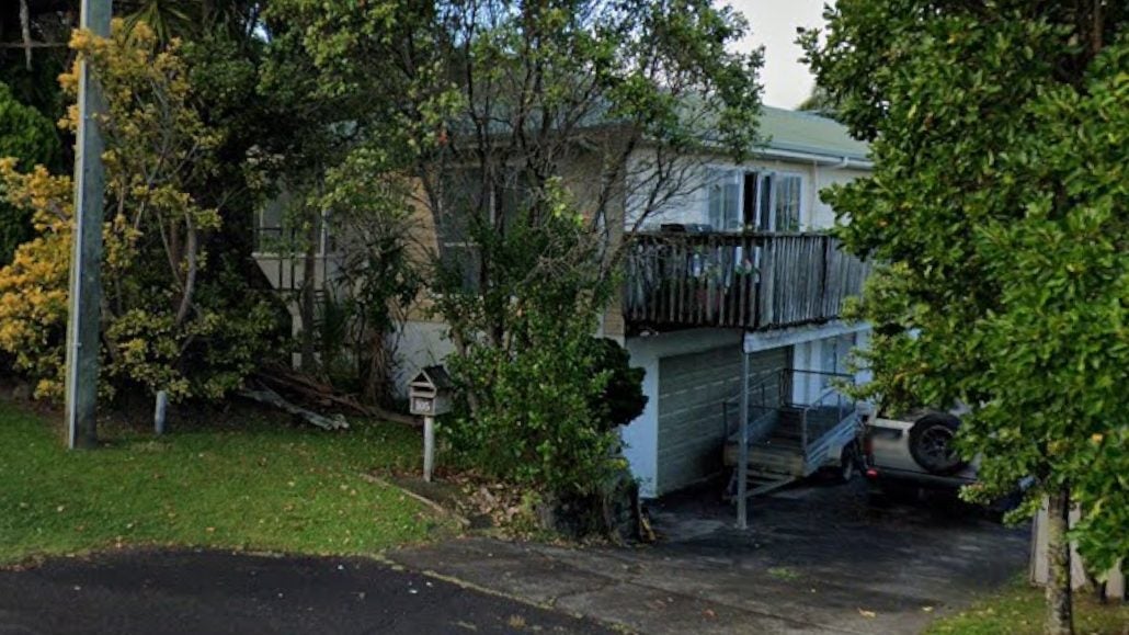 105 Simpson Road, Ranui, Auckland - Carousel 1