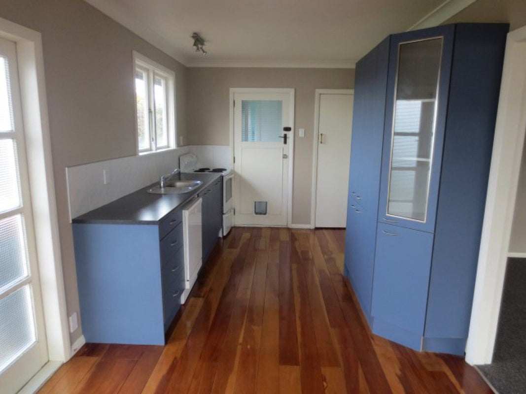 68 Argyle Avenue, Takaro, Palmerston North - Carousel 2