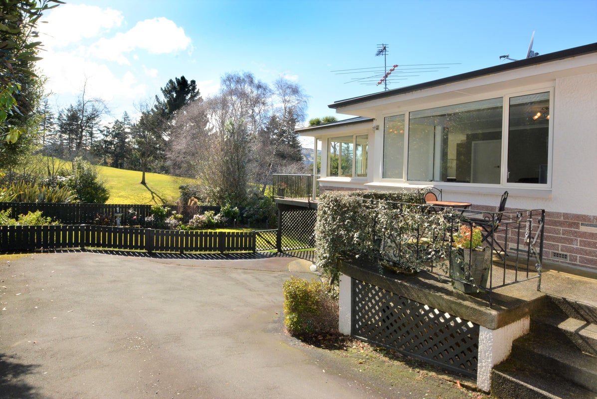 113 Balmacewen Road, Wakari, Dunedin - Carousel 2