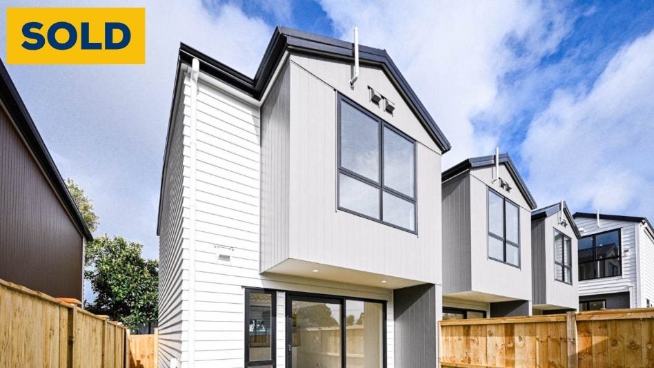 3/31 Reid Road, New Lynn, Auckland - Carousel 1