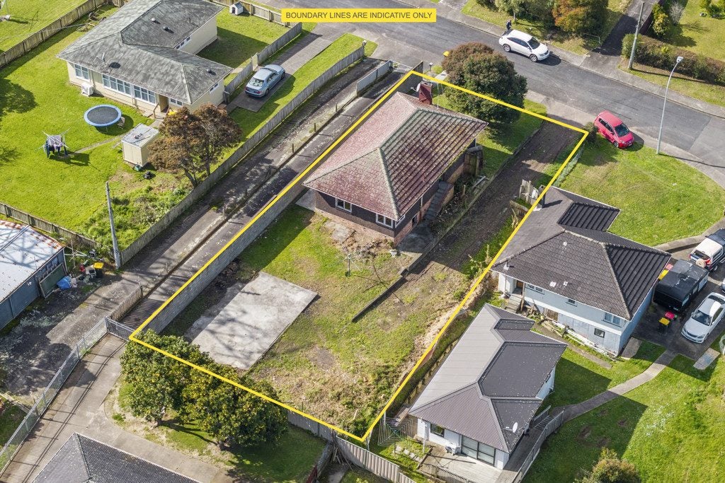 9 Lawrence Place, Otara, Auckland - Carousel 1