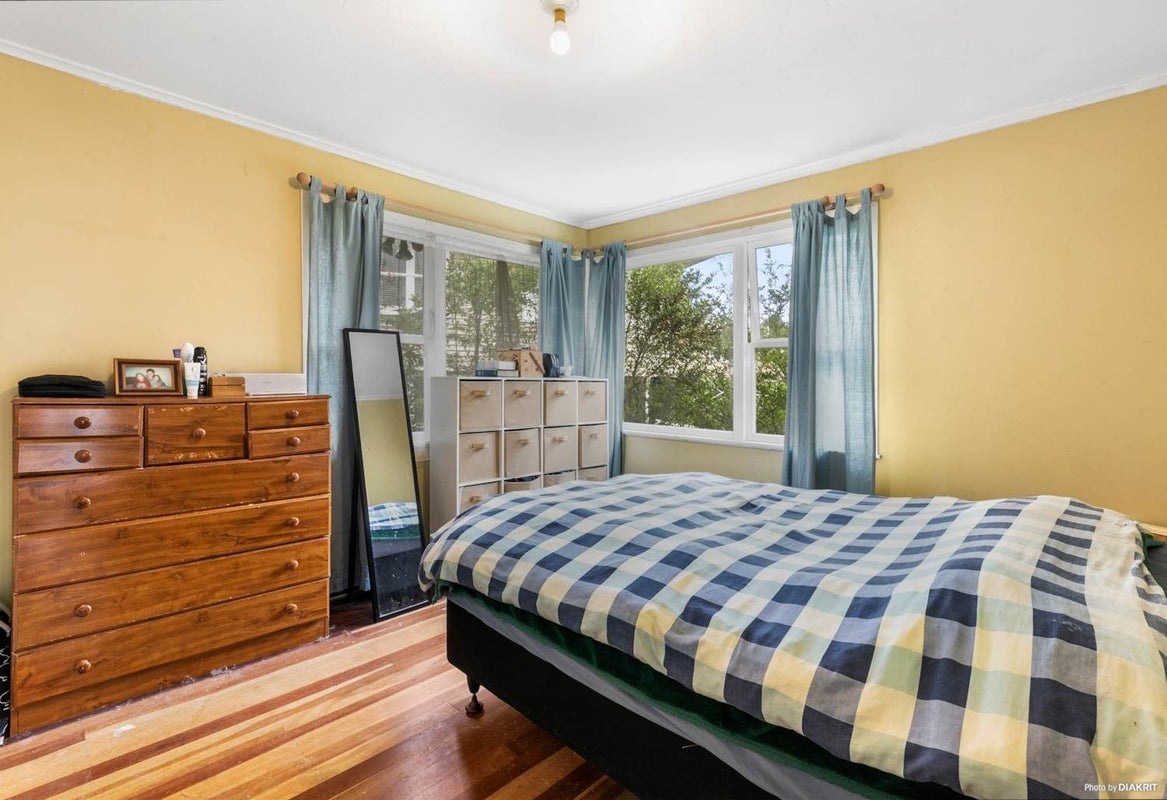 21 Kelkirk Street, Kelston, Auckland - Carousel 2