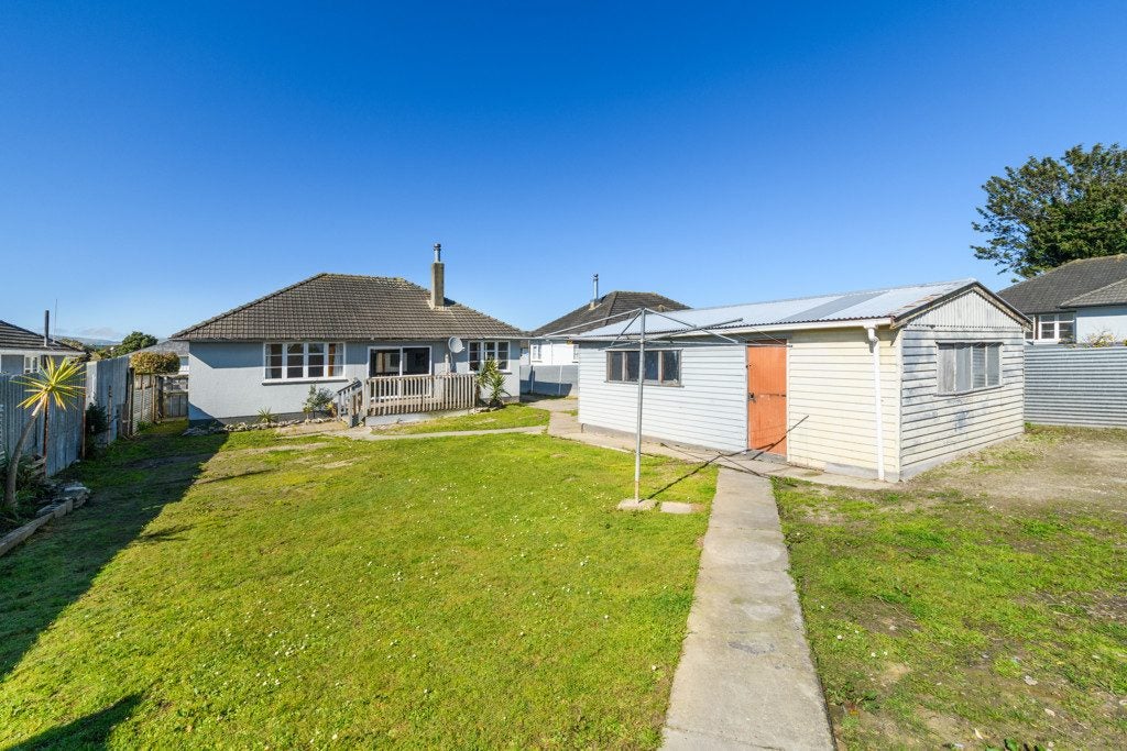 23 Clyde Crescent, Roslyn, Palmerston North - Carousel 2