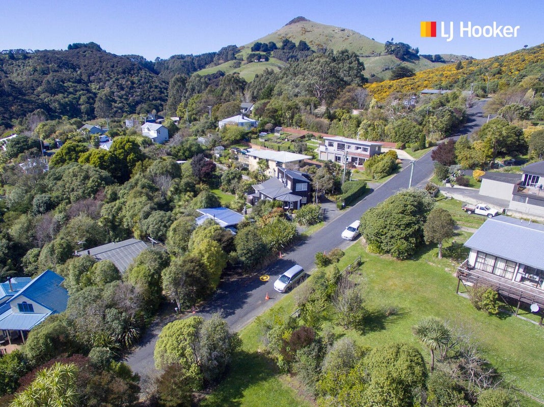 25 Frances Street, Broad Bay, Dunedin - Carousel 23
