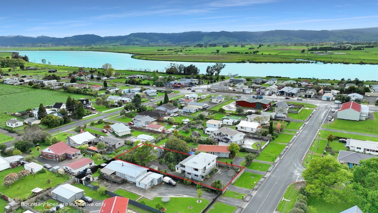 12 Matai Street, Thames - Carousel 2