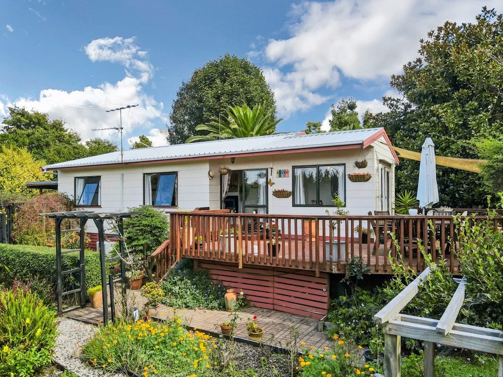 634 Onewhero-Tuakau Bridge Road, Tuakau - Carousel 1