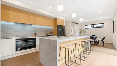 10 Bardsey Street, Glendowie, Auckland - Carousel 1