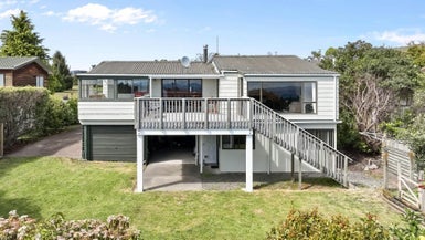 15 Asher Avenue, Motuoapa, Turangi - Carousel 1