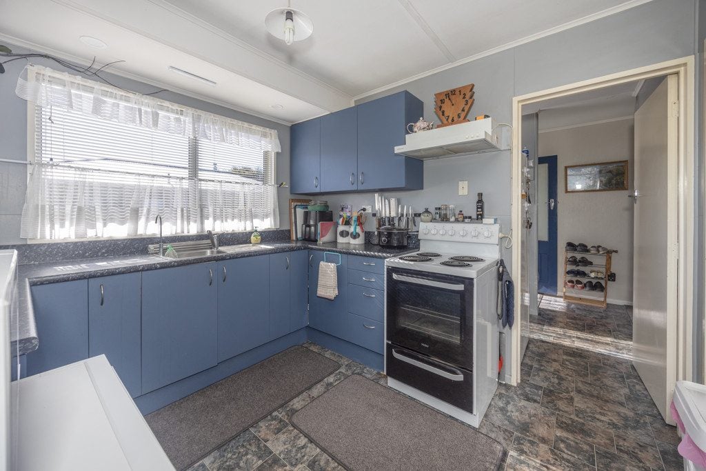21 Tern Street, Oamaru North, Oamaru - Carousel 2