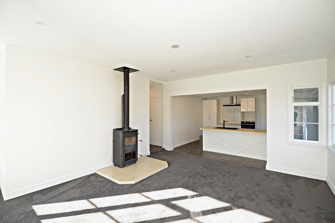 27 Brucefield Avenue, Netherby, Ashburton - Carousel 1