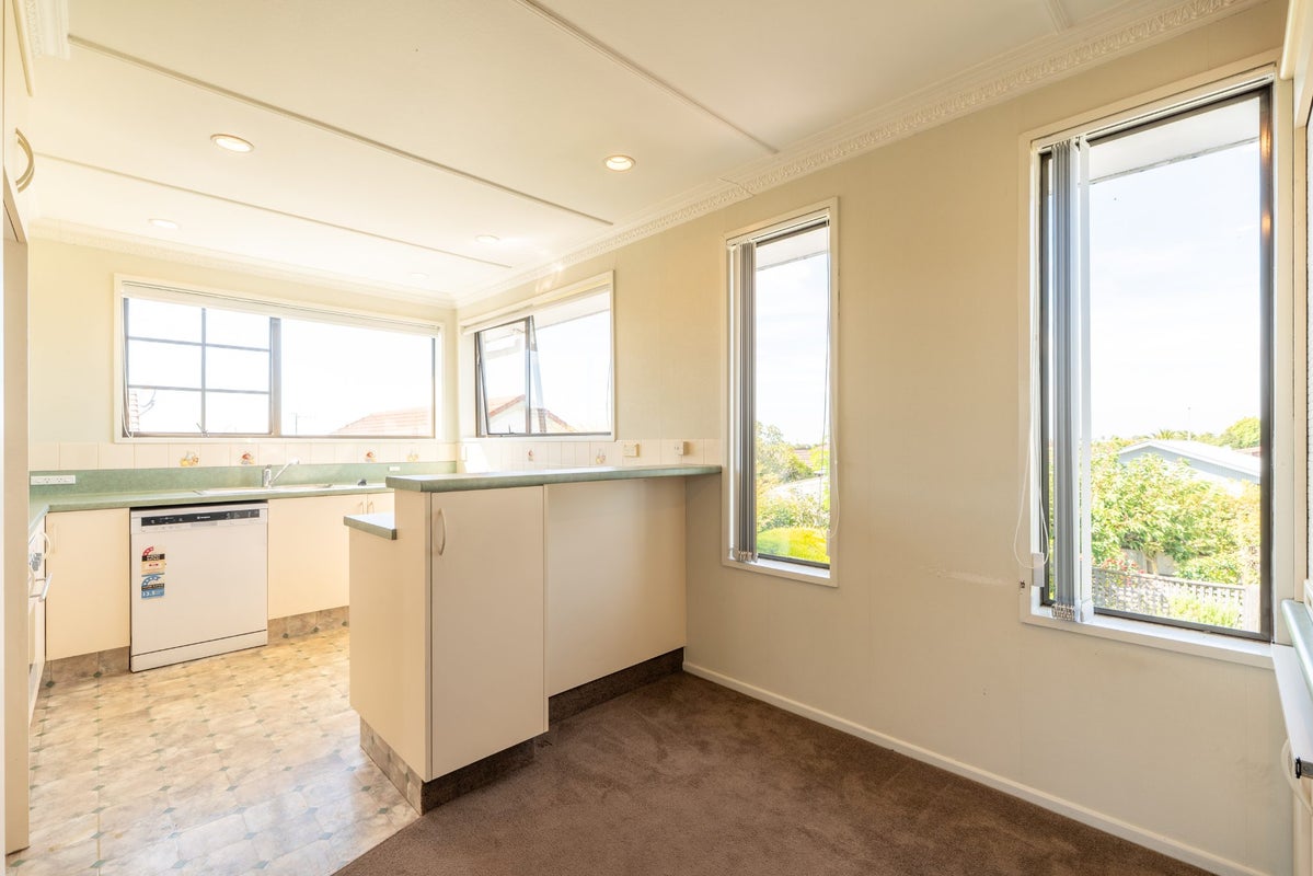 18 Roxburgh Street, Glenwood, Timaru - Carousel 2