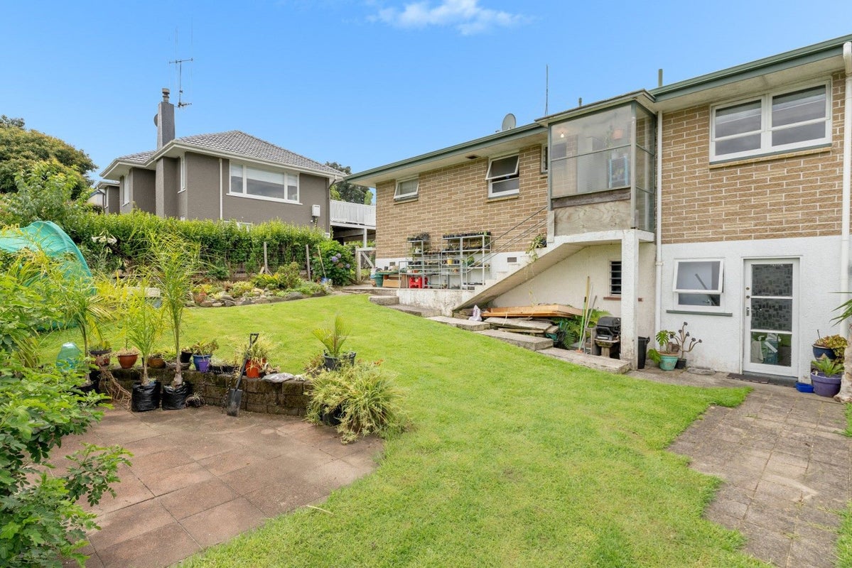 9 Bell Street, Judea, Tauranga - Carousel 2