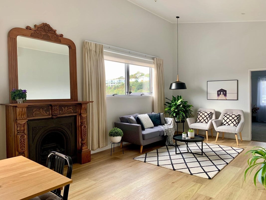 1/9 Broderick Road, Johnsonville, Wellington - Carousel 2