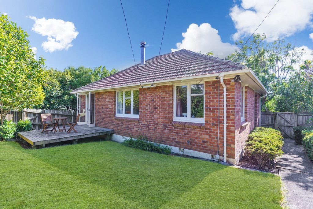 1 Manapau Street, Meadowbank, Auckland - Carousel 1