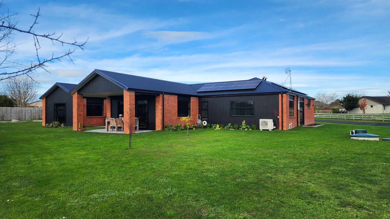 180 Inglefield Street, Pirongia, Te Awamutu - Carousel 1