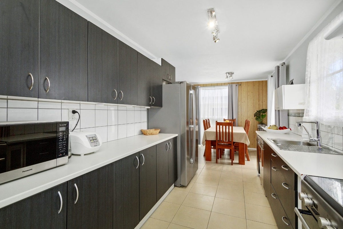 2 Orewa Grove, Wainuiomata, Lower Hutt - Carousel 2