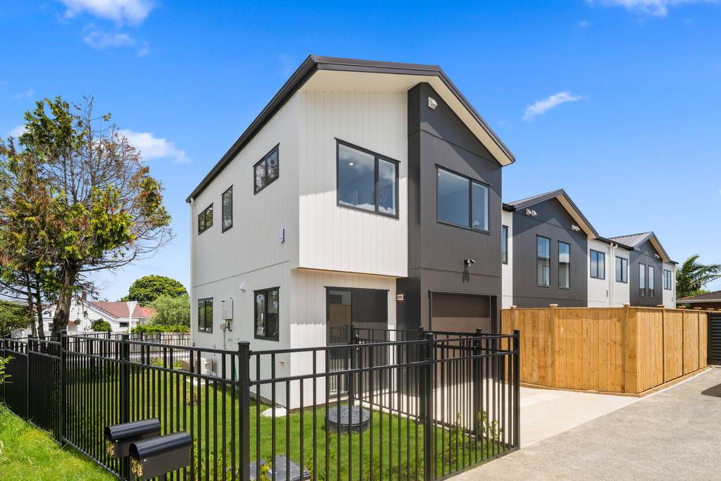 1A Cherry Road, Bucklands Beach, Auckland - Carousel 1