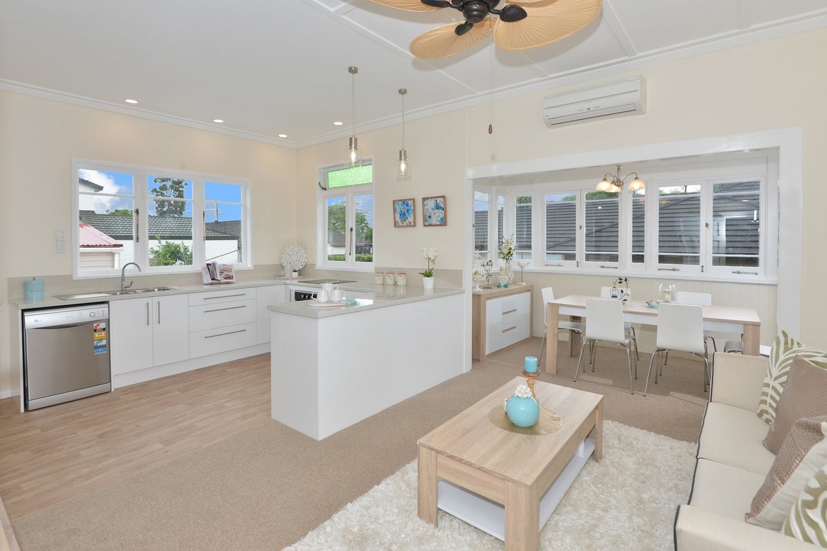 2 Oranga Road, Kensington, Whangarei - Carousel 2