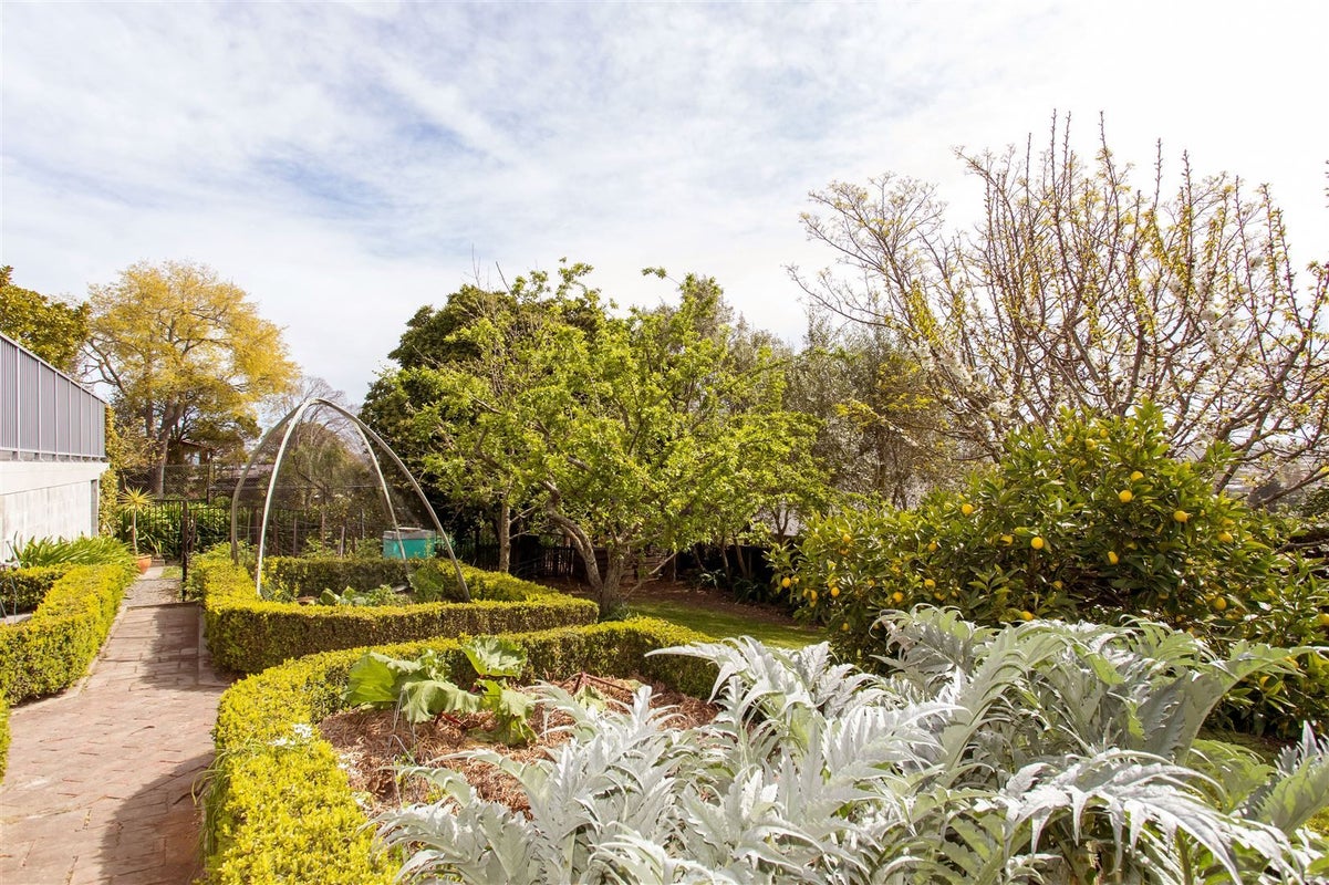 19 Heaton Rhodes Place, Cashmere, Christchurch - Carousel 25