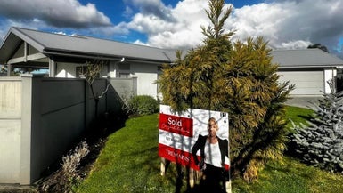 11 Sue Place, Mahora, Hastings - Carousel 1