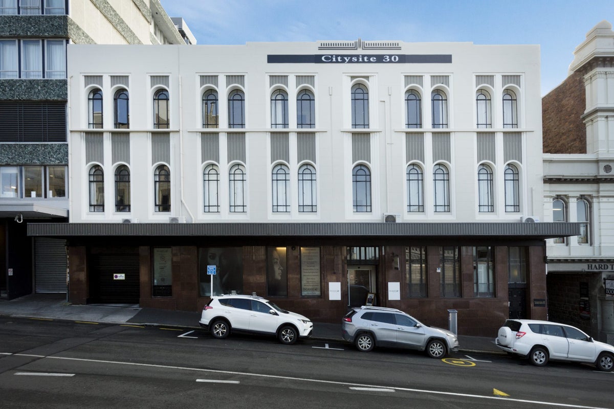 1/30 Dowling Street, Dunedin Central, Dunedin - Carousel 1