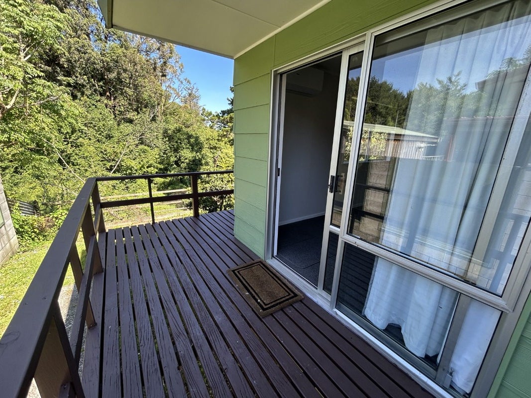 3B Coventry Street, Judea, Tauranga - Carousel 1