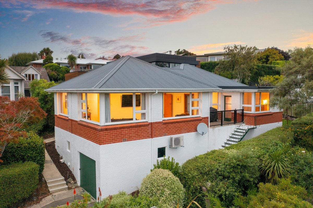 54 Balmacewen Road, Maori Hill, Dunedin, Otago - Carousel 1