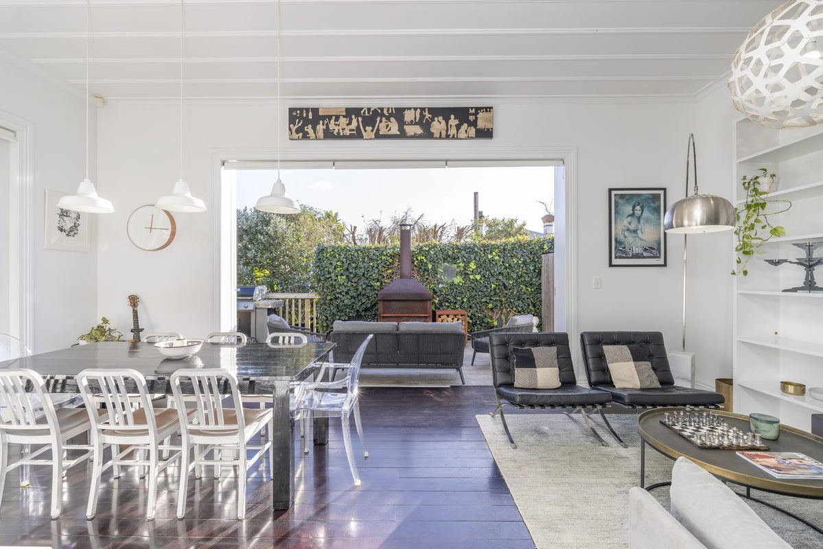 1 Ward Terrace, Sandringham, Auckland - Carousel 2