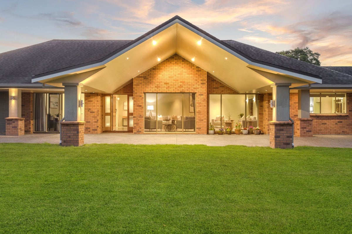 76A Newell Road, Tamahere, Hamilton - Carousel 1