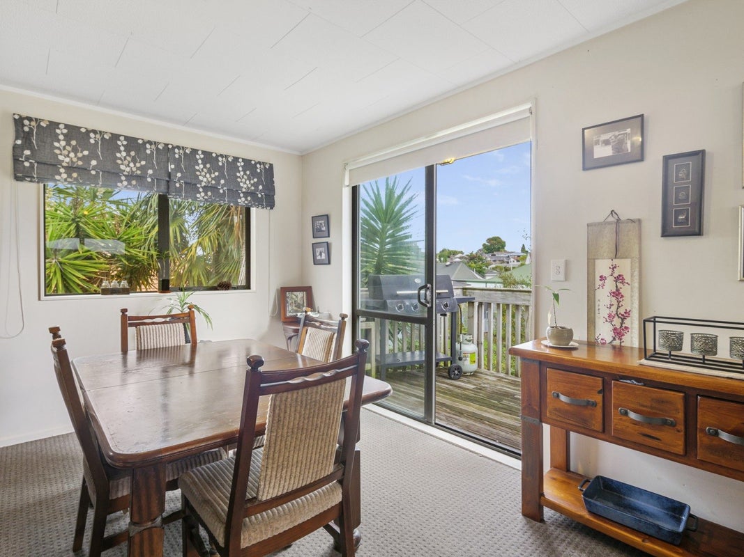 31A Linton Crescent, Matua, Tauranga - Carousel 2