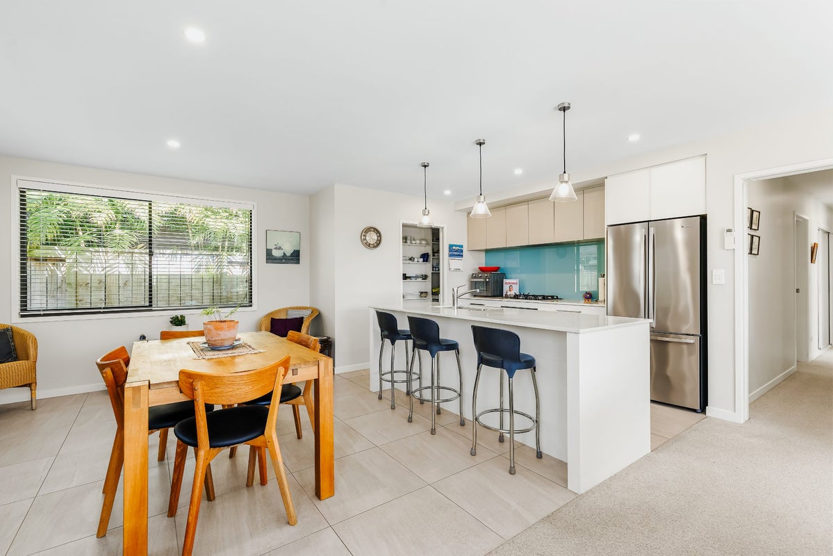 31 Franks Way, Papamoa Beach, Papamoa - Carousel 2