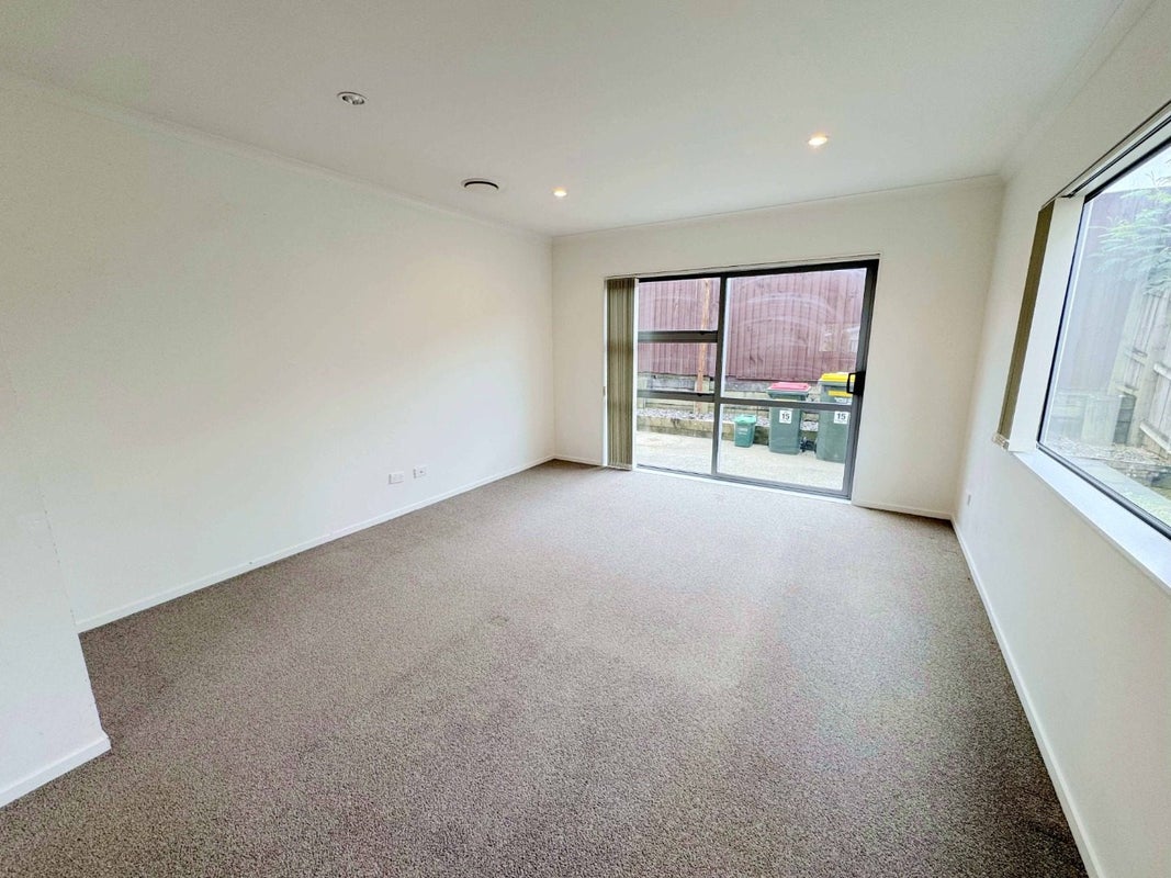15/46 Park Estate Road, Rosehill, Papakura - Carousel 2