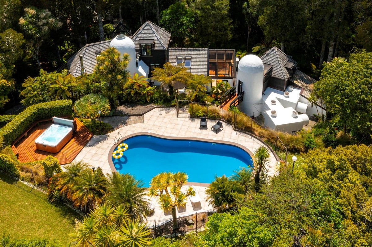 24 Channel View Road, Campbells Bay, Auckland - Carousel 37