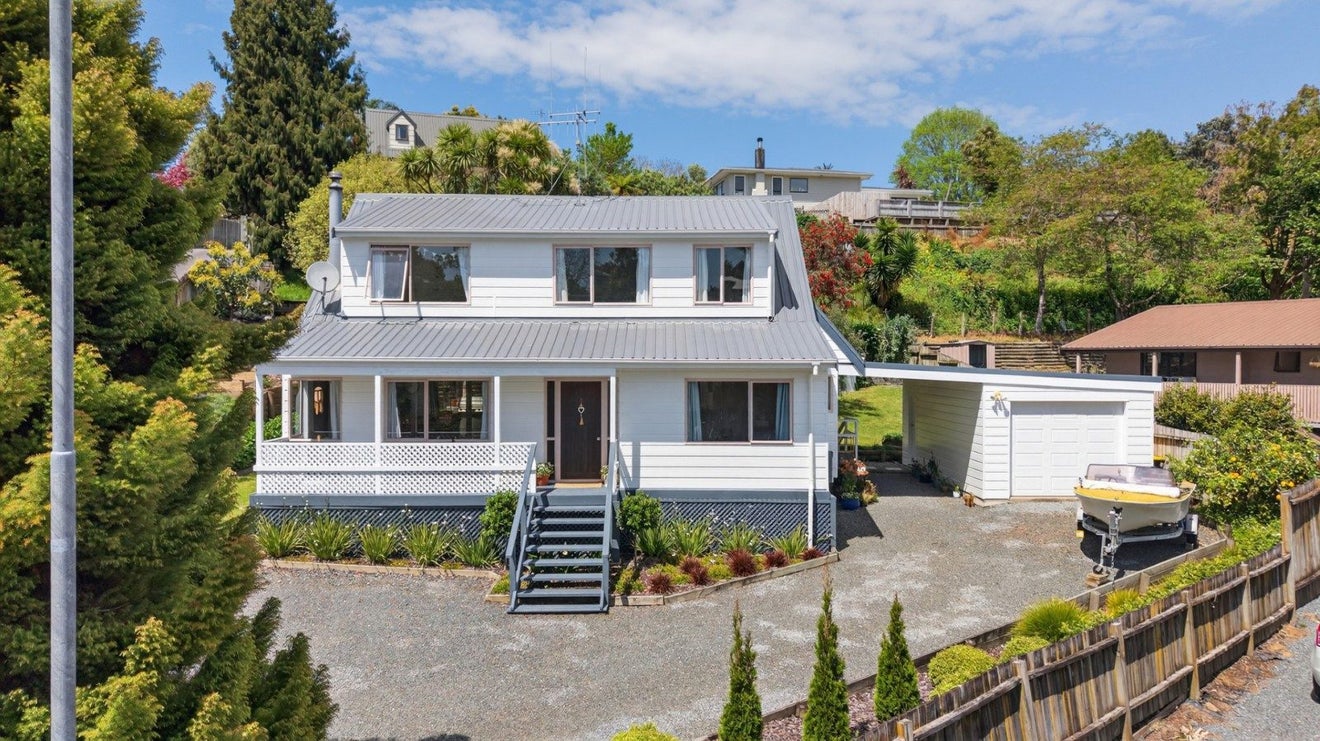 3/3 Pukeko Lane, Brookfield, Tauranga - Carousel 1