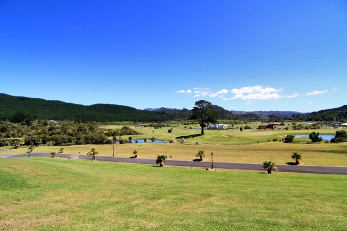 39 Pinehurst Drive, Pauanui - Carousel 1