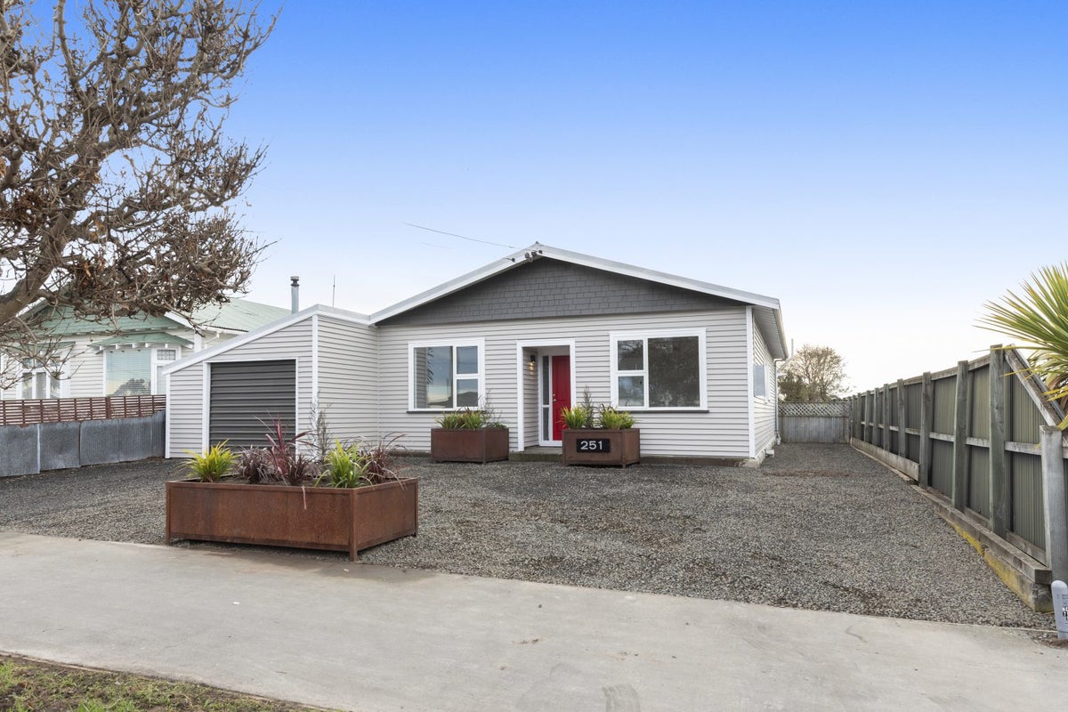 251 Breezes Road, Aranui, Christchurch - Carousel 1
