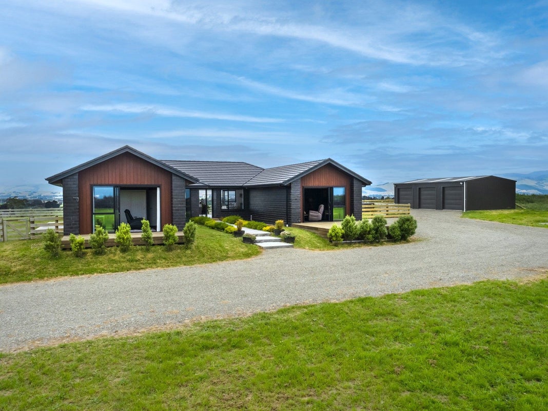 59 Robert Skelton Place, Clendon Park, Auckland - Carousel 2
