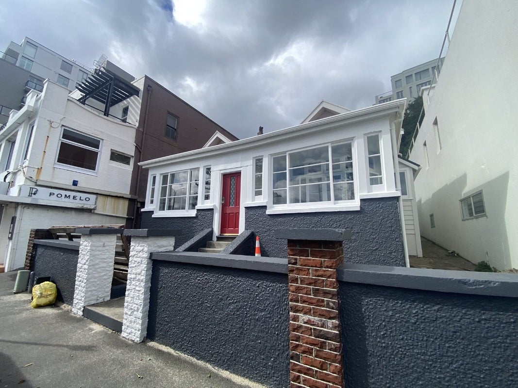 230 Oriental Parade, Oriental Bay, Wellington - Carousel 18