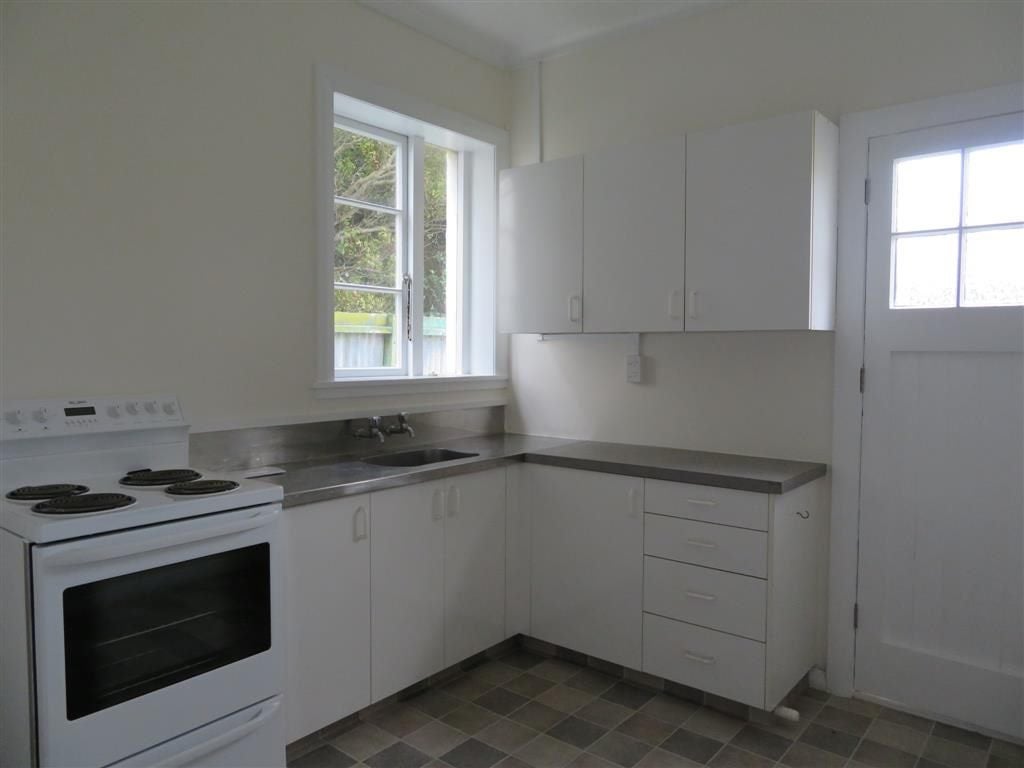 137A Cuba STREET, PETONE, LOWER HUTT - Carousel 2