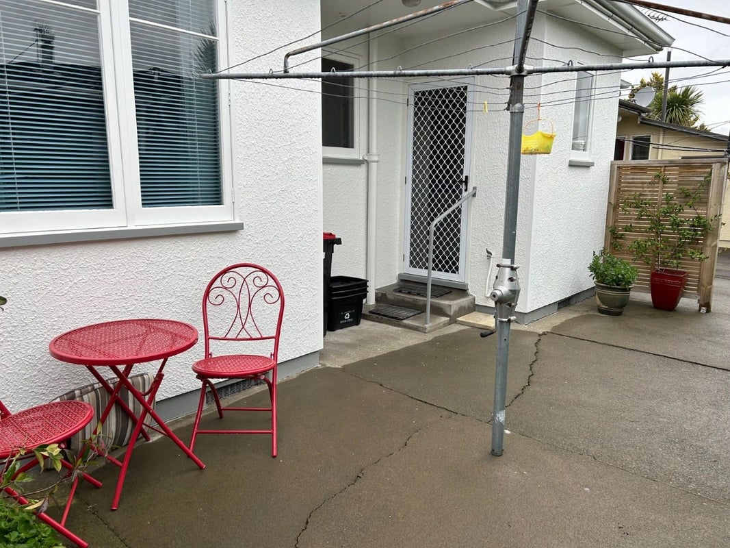 2/200 SOUTHAMPTON STREET WEST, AKINA, HASTINGS - Carousel 2