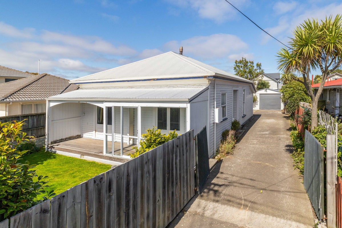 20 Mafeking Street, New Brighton, Christchurch - Carousel 1