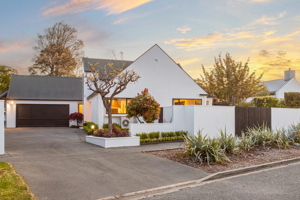 9A Hamilton Avenue, Ilam, Christchurch - Carousel 1