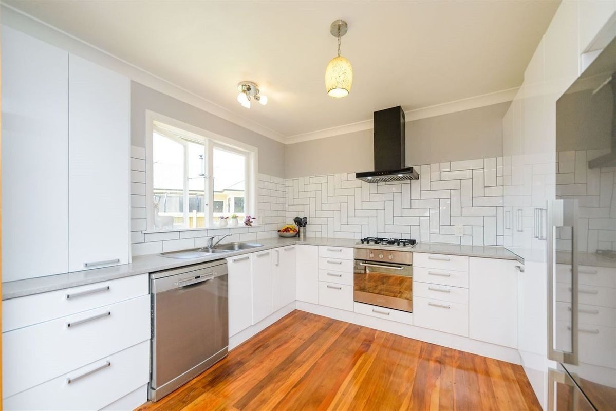 90 College Street, Awapuni, Palmerston North - Carousel 2